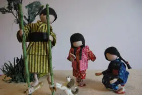 創作和紙人形 紙わらべ資料館 - 旅する港町つるが 敦賀観光公式サイト