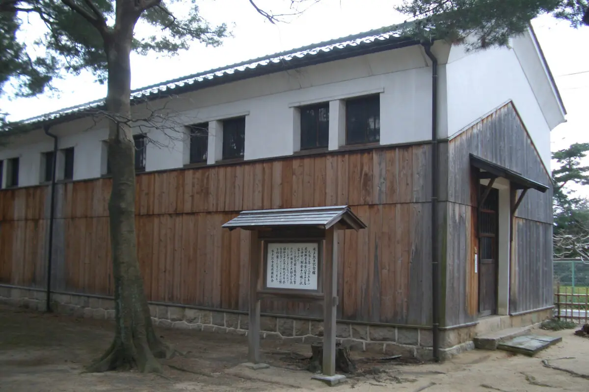 Memorial Library for the Martyrs of Mito (Former-Herring Storehouse)'s image 1