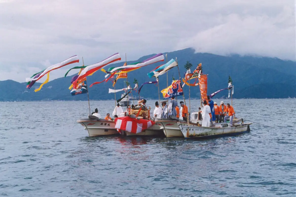 御船遊管絃祭（金崎宮 敦賀港） 〈10月〉 - 旅する港町つるが