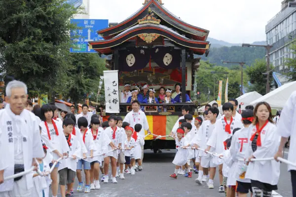 氣比神宮例大祭・敦賀まつり 〈9月〉 - 旅する港町つるが 敦賀観光協会公式サイト