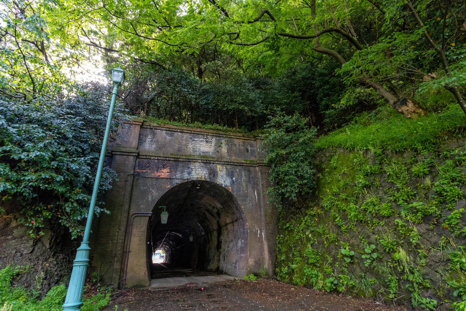 旧北陸線トンネル群 - 旅する港町つるが 敦賀観光公式サイト